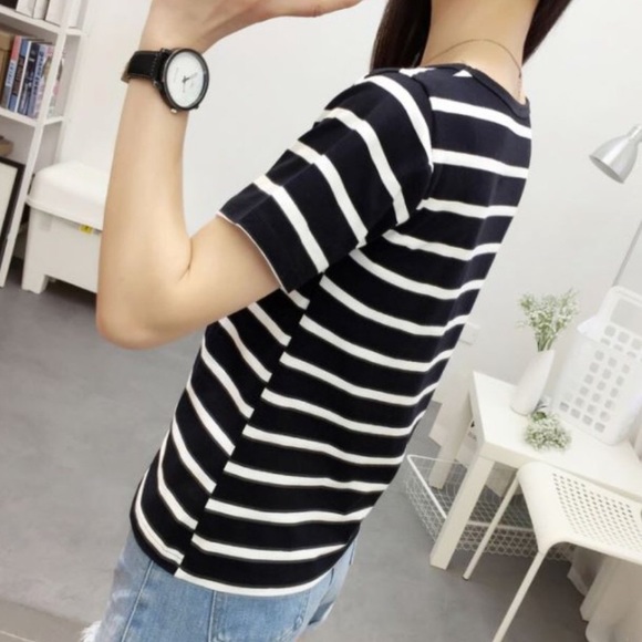 Black Striped Round neck  Short Sleeve Tee - Picture 3 of 4